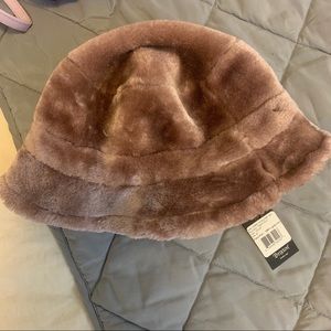 Brixton fuzzy bucket hat